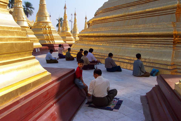 praying at temple